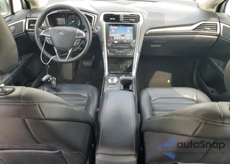 2017 Ford Fusion Se Hybrid z USA, uszkodzony, nr VIN 3FA6P0LU2HR400731